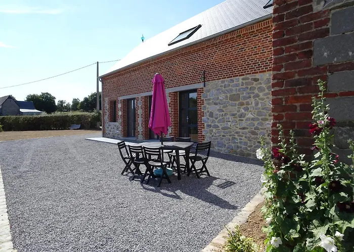 Le Rucher Casa de Férias Lez-Fontaine